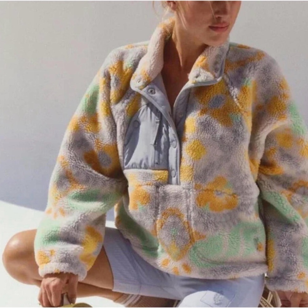 Free People Movement Hit The Slopes Printed Pullover Fleece in Lily Pad Combo.